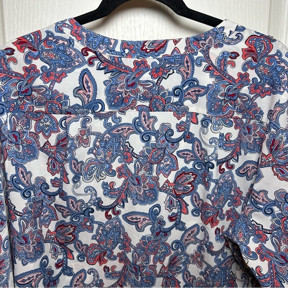 Women’s Charters Club Plus Size 2X Floral Blouse Blue/white Business Button Up - Picture 7 of 8